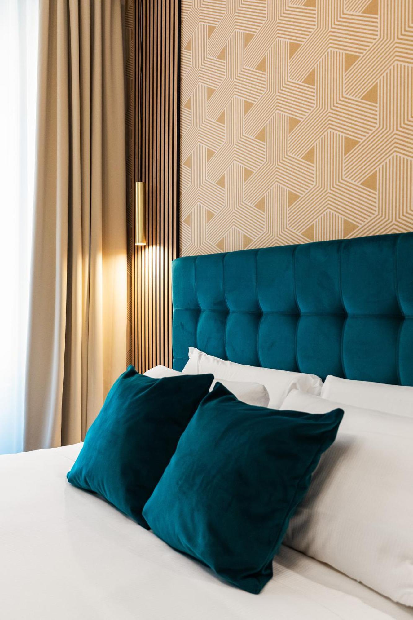 Albadea Deco&Jacuzzi Hotel โรม ภายนอก รูปภาพ
