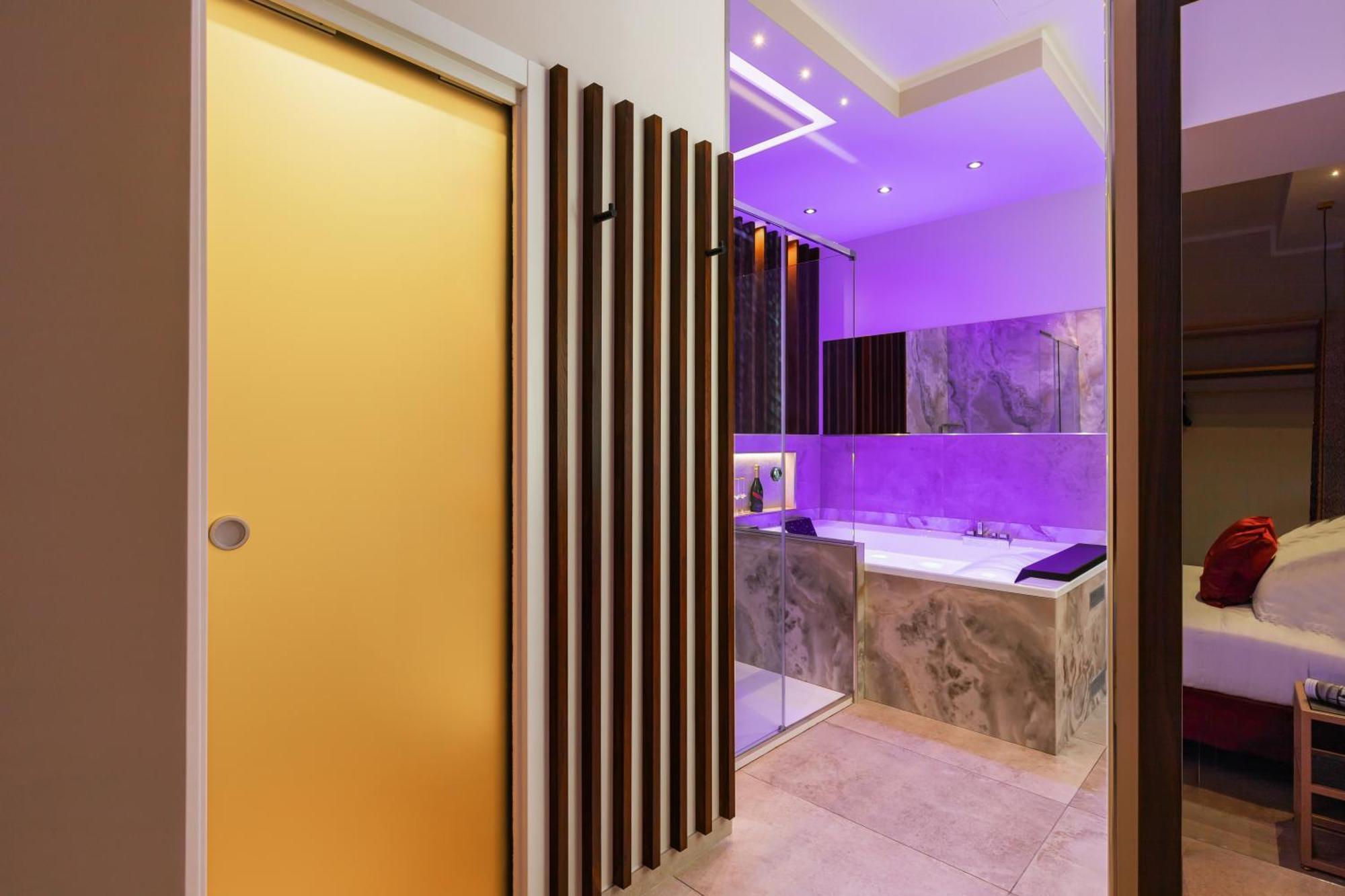 Albadea Deco&Jacuzzi Hotel โรม ภายนอก รูปภาพ